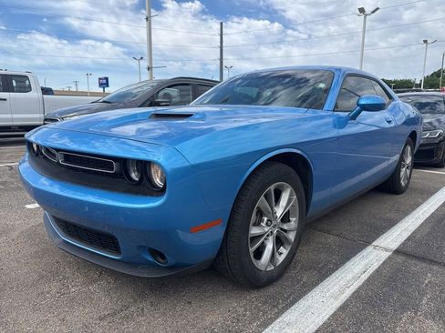 Used 2023 Dodge Challenger SXT w/ Cold Weather Group AWD/4WD image 1