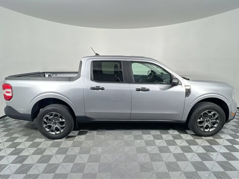 Used 2023 Ford Maverick XLT FWD image 2