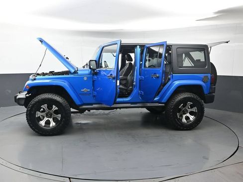 Used 2014 Jeep Wrangler Unlimited Sport AWD/4WD image 41
