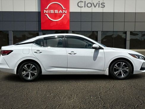 Used 2022 Nissan Sentra SV FWD image 9