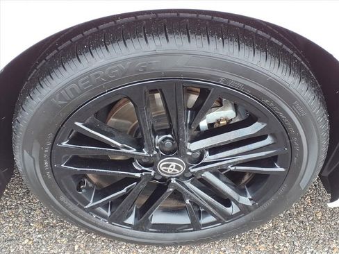 Certified 2025 Toyota Camry SE image 11