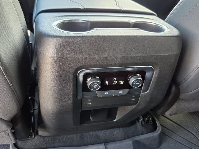 Certified 2025 Chevrolet Suburban LS AWD/4WD image 15