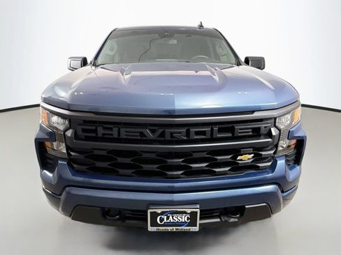 Used 2024 Chevrolet Silverado 1500 Custom RWD image 2