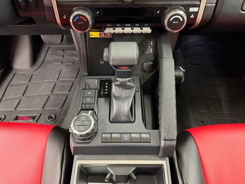 Used 2024 Toyota Tacoma TRD Off-Road w/ TRD Off Road Upgrade Package AWD/4WD image 16