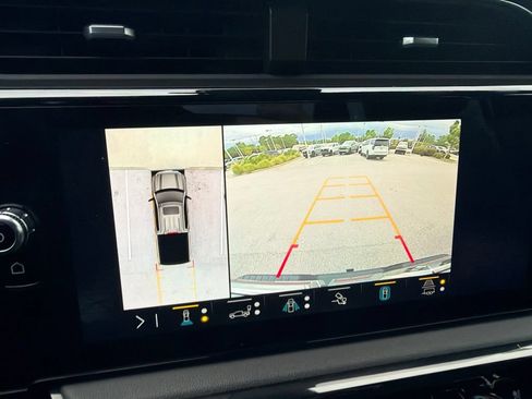 Used 2023 GMC Sierra 1500 AT4 AWD/4WD image 13