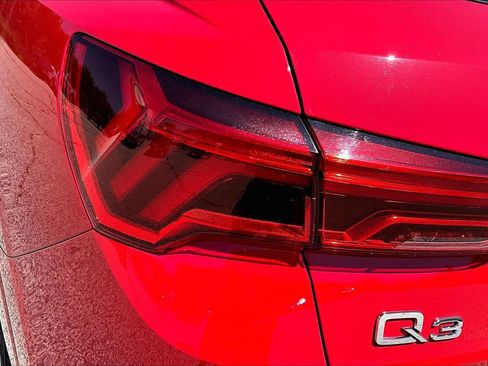 Used 2025 Audi Q3 2.0T Premium AWD/4WD image 28