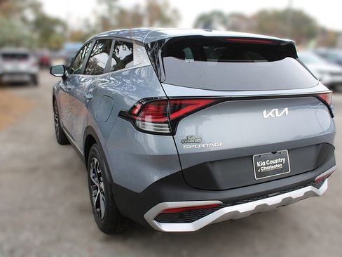 Certified 2023 Kia Sportage EX image 11