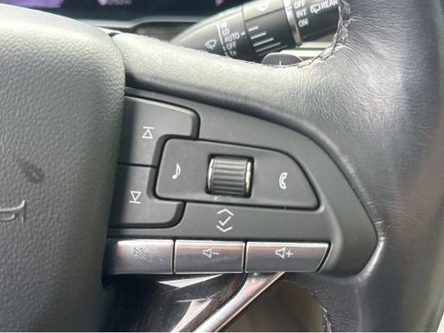 Certified 2024 Cadillac Escalade Premium Luxury RWD image 34