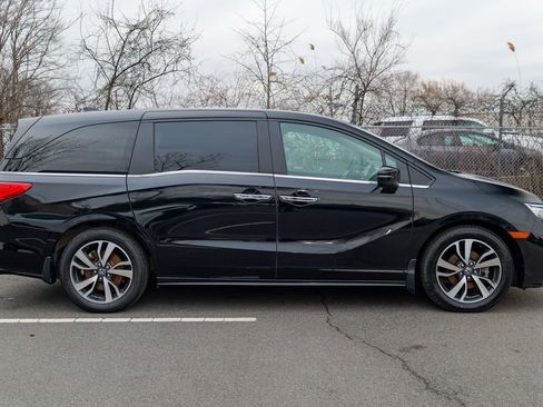 Used 2023 Honda Odyssey Touring image 8