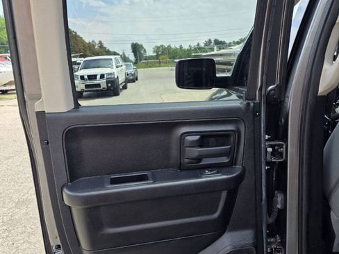 Used 2013 RAM 1500 Tradesman w/ Popular Equipment Group AWD/4WD image 14