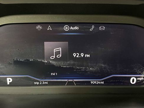 Used 2021 Volkswagen Tiguan SEL image 17