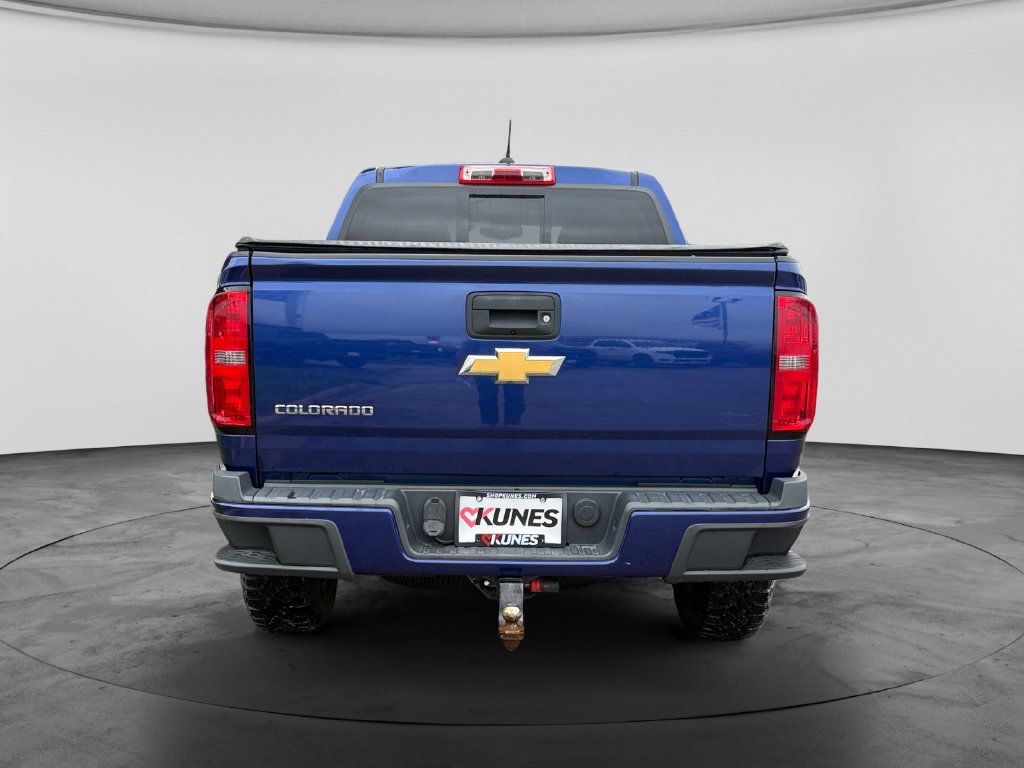 Used 2016 Chevrolet Colorado Z71 AWD/4WD image 7