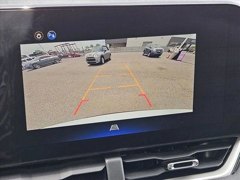 Used 2026 Chevrolet Equinox LT AWD/4WD image 19