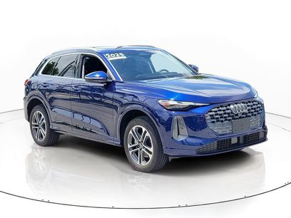Used 2025 Audi Q5 Premium w/ Convenience Package