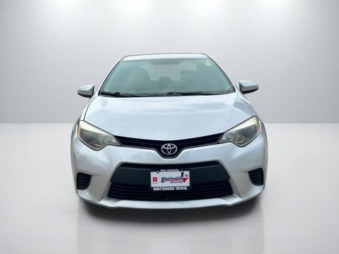 Used 2015 Toyota Corolla L FWD image 2