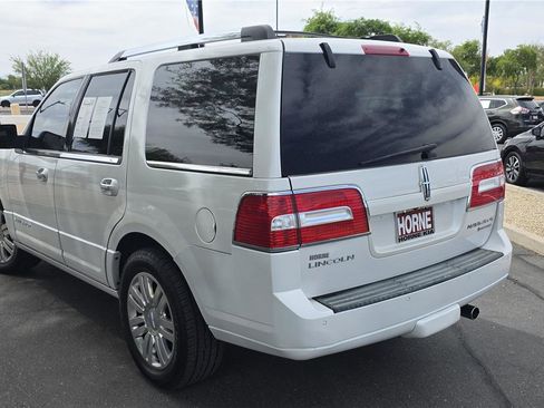 Used 2013 Lincoln Navigator 2WD image 6