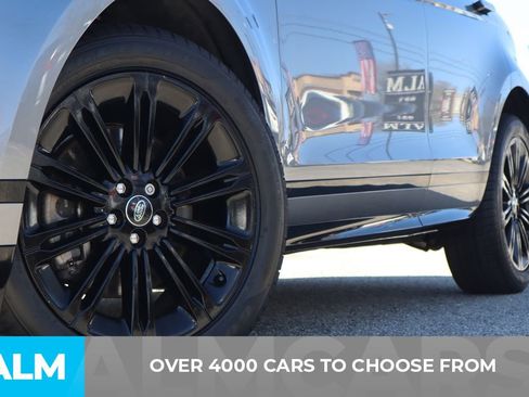 Used 2024 Land Rover Range Rover Evoque Dynamic SE image 2