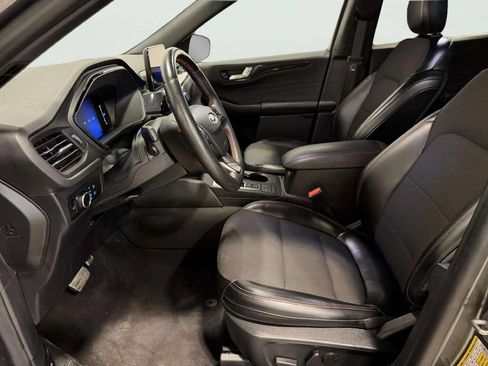 Used 2024 Ford Escape ST-Line AWD/4WD image 13