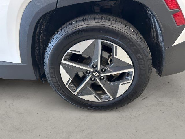 Used 2025 Hyundai Tucson SEL FWD image 14