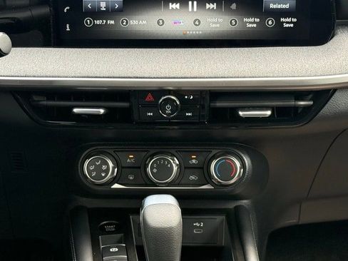 New 2025 Nissan Kicks SV image 24