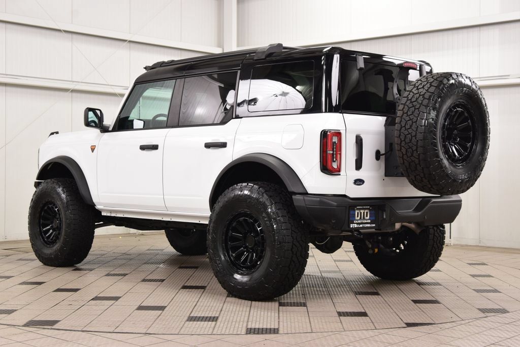 Used 2024 Ford Bronco Badlands AWD/4WD image 5