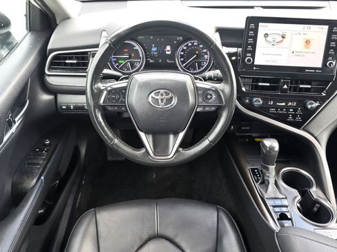 Used 2024 Toyota Camry XSE w/ Cold Weather Package FWD image 10