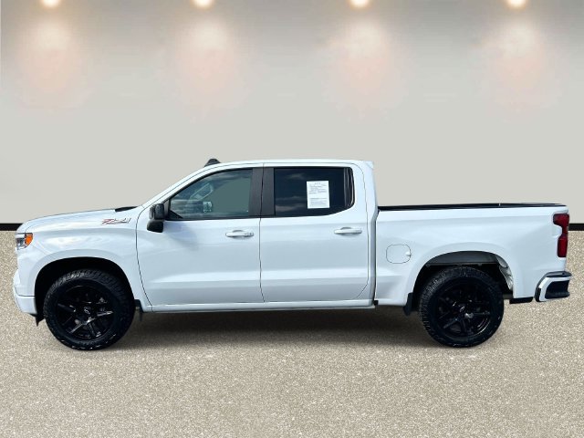 Used 2023 Chevrolet Silverado 1500 RST w/ Z71 Off-Road Package AWD/4WD image 8