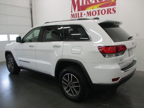 Used 2022 Jeep Grand Cherokee Limited image 4