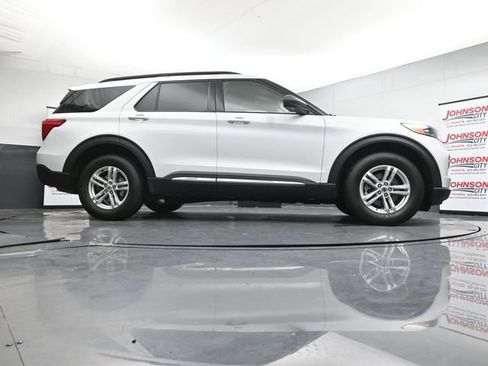 Certified 2024 Ford Explorer XLT w/ Equipment Group 202A AWD/4WD image 36