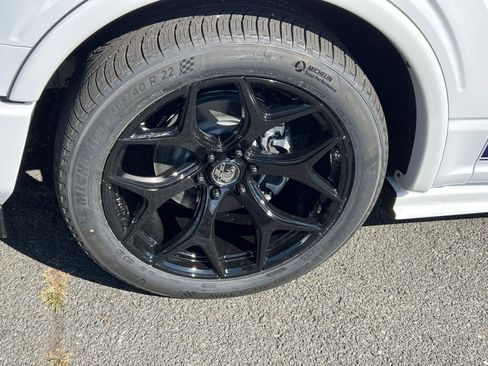 New 2025 Ford F150 Lariat w/ Equipment Group 501A Mid image 12