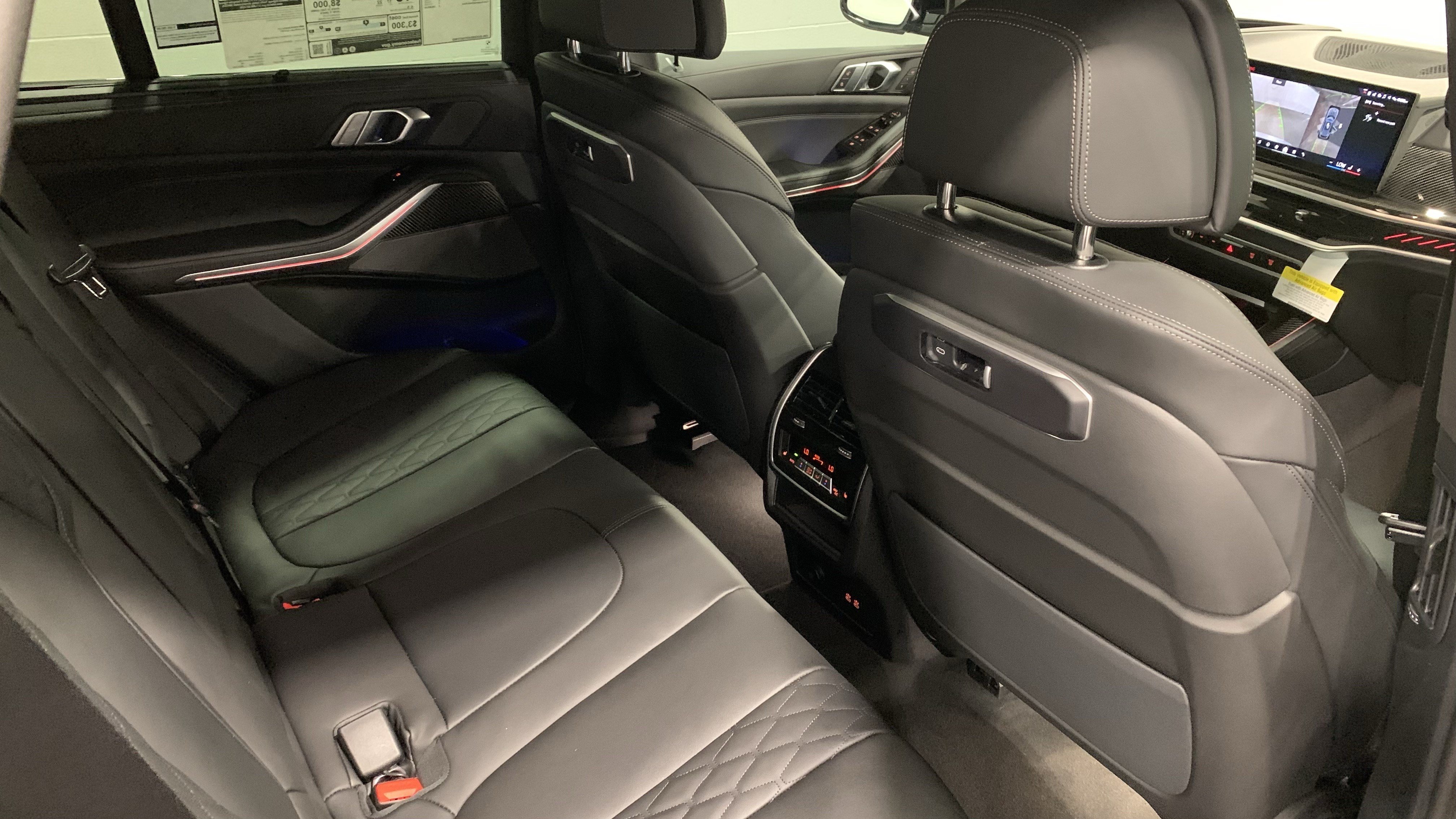 Used 2026 BMW X5 M60i w/ Climate Comfort Package AWD/4WD image 28