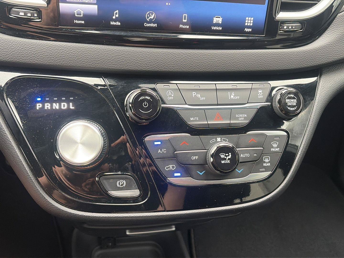 Used 2026 Chrysler Pacifica Select FWD image 20