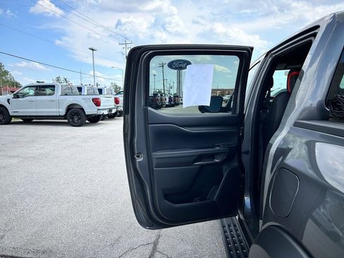 Used 2025 Ford Ranger Raptor AWD/4WD image 15