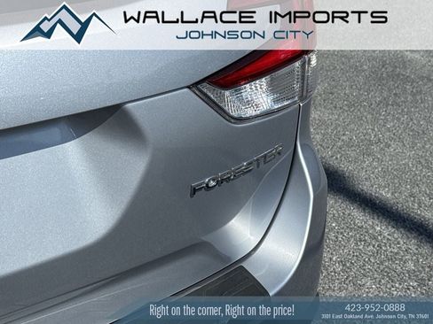 Used 2021 Subaru Forester Limited w/ Popular Package #3 AWD/4WD image 11