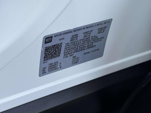 Used 2025 Chevrolet Equinox LT w/ Convenience Package II AWD/4WD image 31