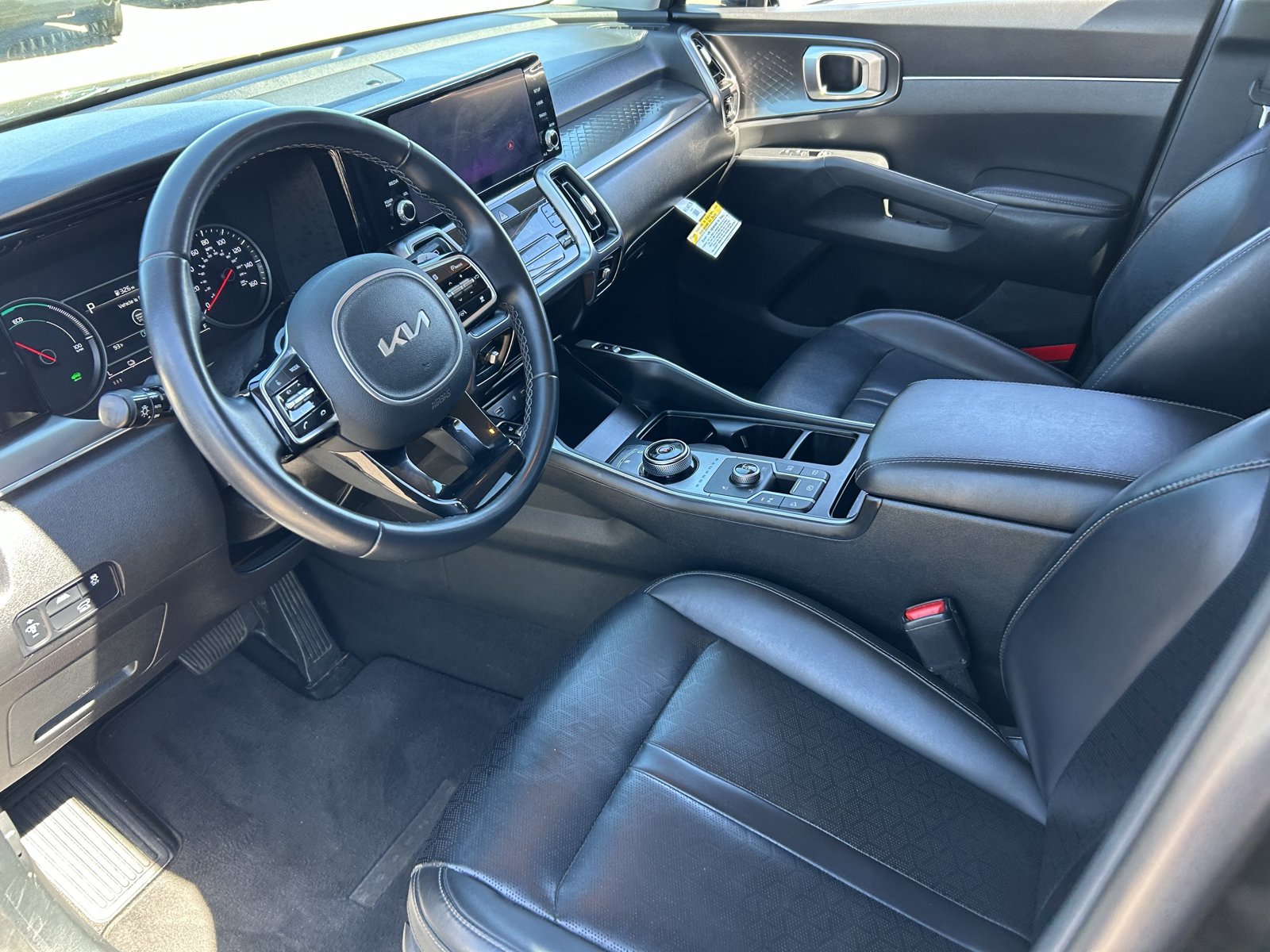 Used 2023 Kia Sorento EX AWD/4WD image 29