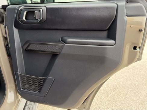 Used 2025 Ford Bronco Outer Banks AWD/4WD image 32
