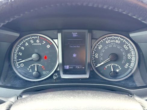 Used 2021 Toyota Tacoma TRD Sport w/ Technology Package image 23