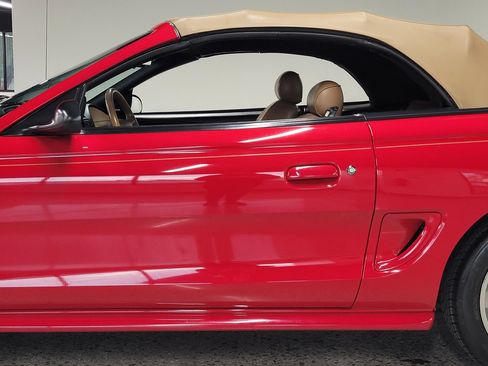 Used 1994 Ford Mustang GT RWD image 23