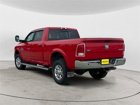Used 2015 RAM 2500 Laramie w/ Convenience Group image 3
