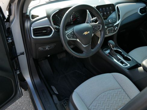 Used 2024 Chevrolet Equinox LT AWD/4WD image 19