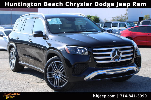 Used 2024 Mercedes-Benz GLS 450 4MATIC image 1