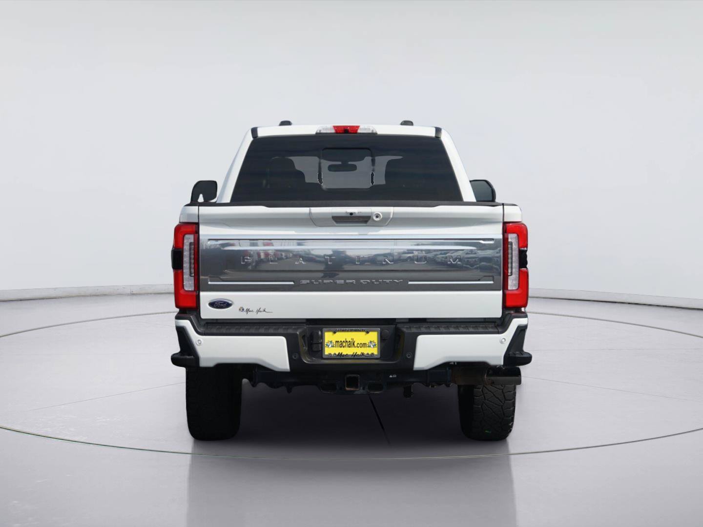Used 2024 Ford F350 Platinum AWD/4WD image 7