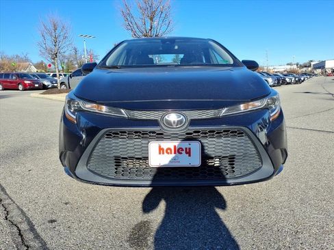 Used 2022 Toyota Corolla LE image 10