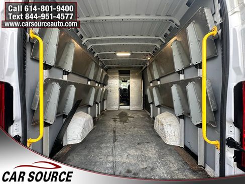 Used 2023 RAM ProMaster 3500 w/ Driver Convenience Group FWD image 12