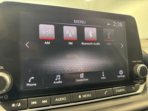 Used 2023 Nissan Rogue SV FWD image 22