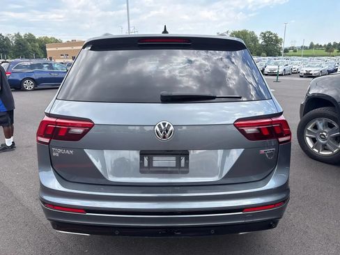 Used 2021 Volkswagen Tiguan SE R-Line AWD/4WD image 5