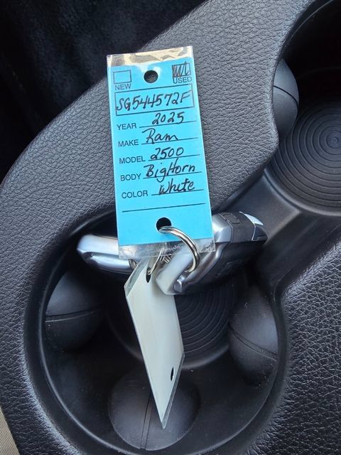 Used 2025 RAM 2500 Big Horn AWD/4WD image 9