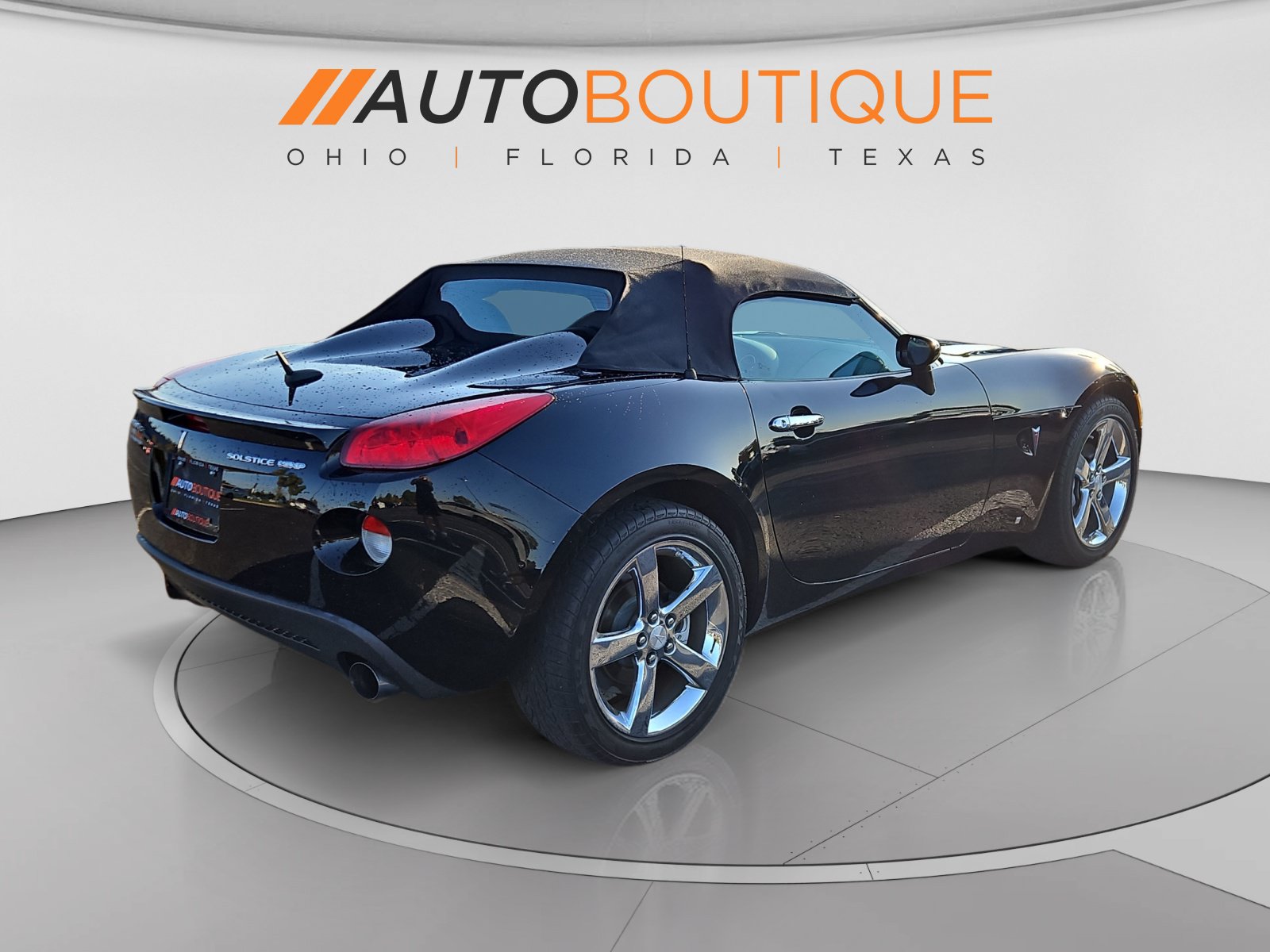 Used 2009 Pontiac Solstice GXP w/ Club Sport Package RWD image 5