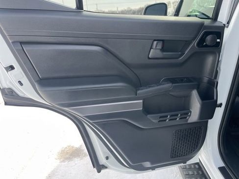 Used 2025 Toyota 4Runner TRD Off-Road Premium image 39